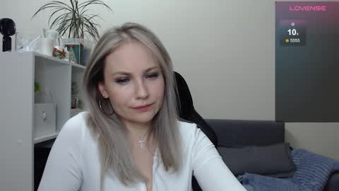 Naomi online show from 01-26-25, 10:24