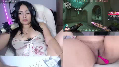 Snapshot of sunny_gamer chatting on 01-30-25, 06:35 Sunny online show from 01-30-25, 06:35