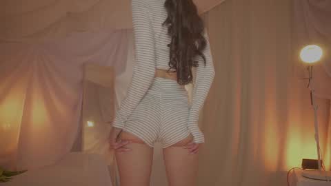 Maria online show from 10-22-25, 09:14