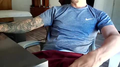 Snapshot of sunny_valentine chatting on 10-13-25, 03:23 sunny valentine online show from 10-13-25, 03:23