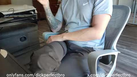 Snapshot of sunny_valentine chatting on 11-10-25, 02:27 sunny valentine online show from 11-10-25, 02:27