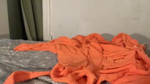 Amy online show from 10-10-25, 08:02