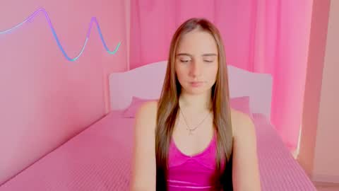 Snapshot of sunnybunnyy5 chatting on 02-08-26, 10:29 Liza online show from 02-08-26, 10:29