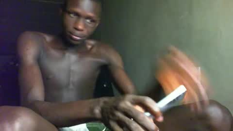 Sunnyblack2 online show from 10-20-25, 08:48