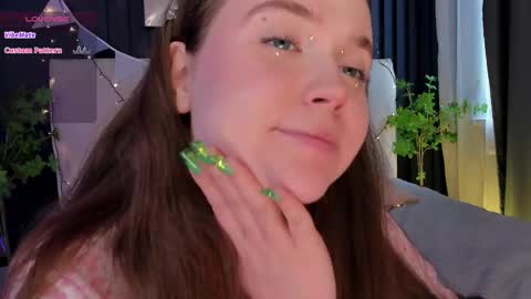 Snapshot of sunnyrisha chatting on 02-22-25, 09:23 Risha online show from 02-22-25, 09:23