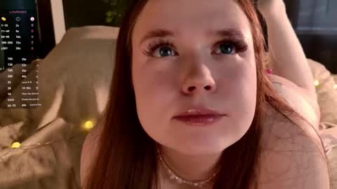 Snapshot of sunnyrisha chatting on 10-04-25, 05:49 Risha online show from 10-04-25, 05:49