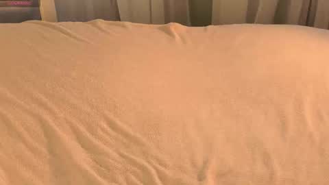 Snapshot of sunnyrisha chatting on 11-14-25, 12:26 Risha online show from 11-14-25, 12:26