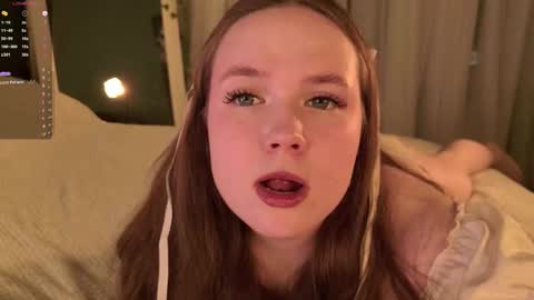 Snapshot of sunnyrisha chatting on 11-20-25, 05:18 Risha online show from 11-20-25, 05:18