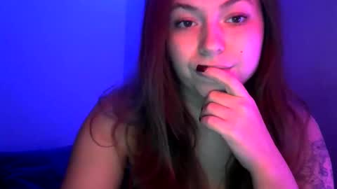 Lisa online show from 11-11-25, 01:00