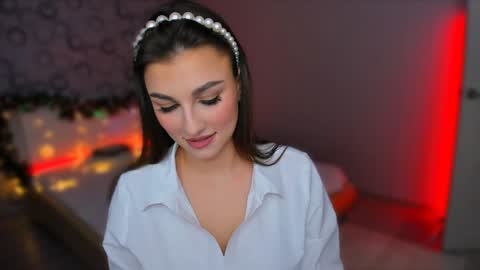 Snapshot of sunsetwithava chatting on 01-05-25, 12:09 sunsetwithava online show from 01-05-25, 12:09