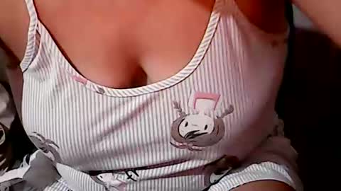 sunshine_38 online show from 01-04-25, 02:56