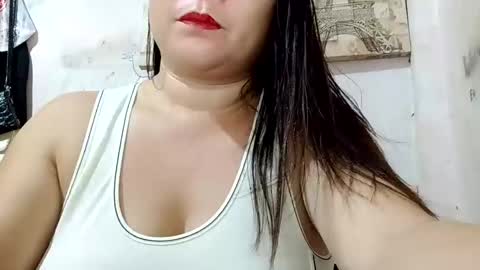 sunshine_38 online show from 02-25-25, 12:25