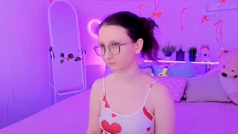 Alice online show from 02-06-26, 05:34