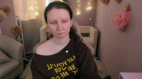 Alice online show from 04-09-26, 05:51