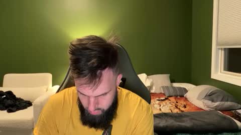 Snapshot of supbroitsmatt chatting on 12-20-25, 11:01 Matt online show from 12-20-25, 11:01