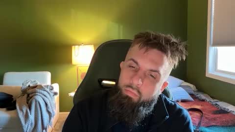 Snapshot of supbroitsmatt chatting on 12-21-25, 03:52 Matt online show from 12-21-25, 03:52