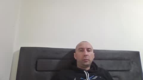 super42835015 online show from 12-30-24, 04:19