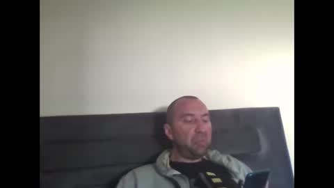 Snapshot of super42835015 chatting on 05-23-26, 04:00 super42835015 online show from 05-23-26, 04:00