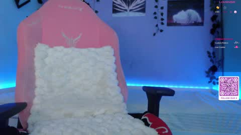 Snapshot of superbdolls chatting on 03-06-25, 06:52 Milana Scarlett online show from 03-06-25, 06:52