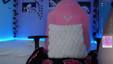 Snapshot of superbdolls chatting on 03-09-25, 05:11 Milana Scarlett online show from 03-09-25, 05:11