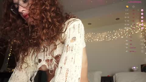 Snapshot of superbdolls chatting on 11-04-25, 11:15 Milana Scarlett online show from 11-04-25, 11:15