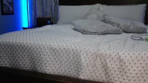 Superbronnon online show from 01-20-25, 01:50