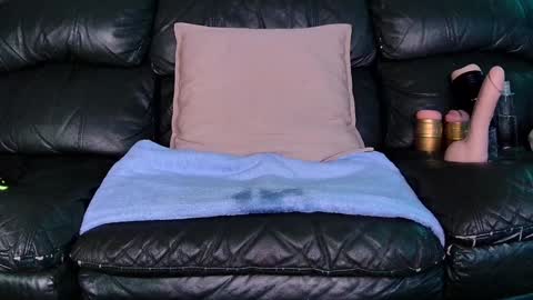 Thomas online show from 01-19-25, 03:50