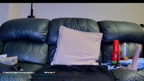 Thomas online show from 10-25-25, 06:35