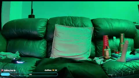 Snapshot of superduty5speed chatting on 06-21-26, 04:15 Thomas online show from 06-21-26, 04:15