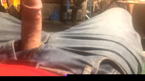 Snapshot of superfine0008 chatting on 12-26-24, 04:43 Superfine0008 online show from 12-26-24, 04:43