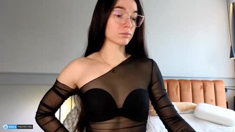 Snapshot of superhot2cb chatting on 12-30-24, 10:10 Anna online show from 12-30-24, 10:10