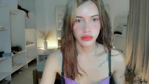 Snapshot of superhotbabe1 chatting on 01-09-25, 06:38 Erica Help me to reach my goal Superhotbabe1 online show from 01-09-25, 06:38