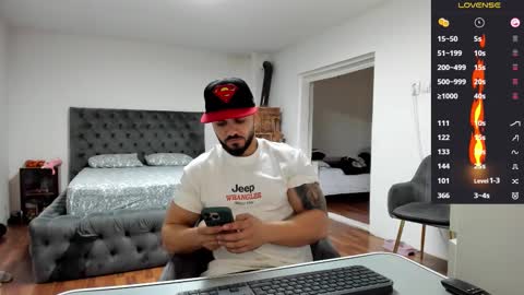 Snapshot of supermanboyxxl chatting on 11-26-25, 06:47 supermanboyxxl online show from 11-26-25, 06:47