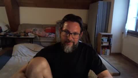 supersquirrel81 online show from 09-22-25, 04:31