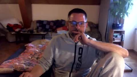 supersquirrel81 online show from 03-15-26, 04:02