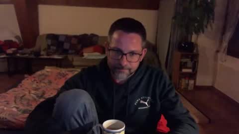 supersquirrel81 online show from 03-26-26, 06:57