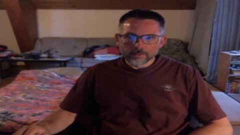 supersquirrel81 online show from 06-14-26, 04:31