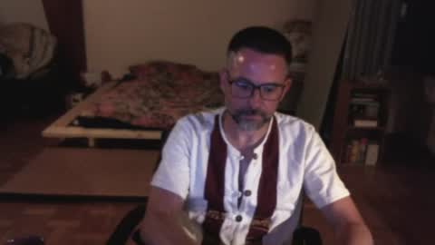 Snapshot of supersquirrel81 chatting on 07-12-26, 08:11 supersquirrel81 online show from 07-12-26, 08:11