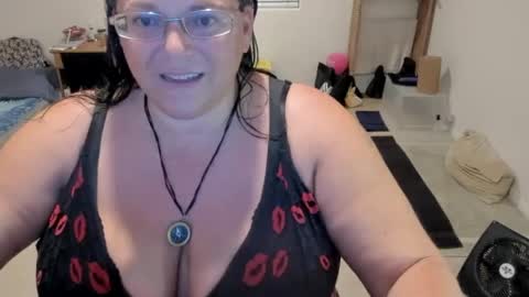 Snapshot of supervagtastic chatting on 05-25-26, 07:03 Supervagtastic online show from 05-25-26, 07:03