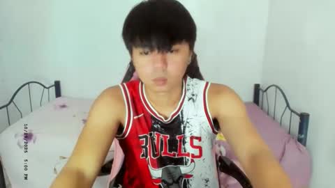 Snapshot of supr4m0 chatting on 10-29-25, 09:00 supr4m0 online show from 10-29-25, 09:00