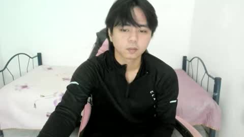 Snapshot of supr4m0 chatting on 11-19-25, 09:42 supr4m0 online show from 11-19-25, 09:42