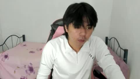 Snapshot of supr4m0 chatting on 12-01-25, 10:20 supr4m0 online show from 12-01-25, 10:20