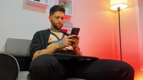 Snapshot of supreme_alpha_ chatting on 11-13-25, 03:05 supreme_alpha_ online show from 11-13-25, 03:05