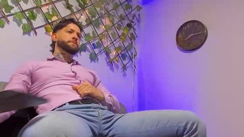 Snapshot of supreme_alpha_ chatting on 01-10-26, 04:25 supreme_alpha_ online show from 01-10-26, 04:25