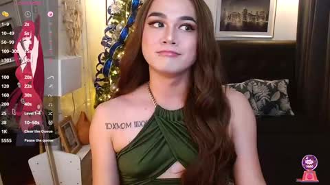 Snapshot of supreme_deity chatting on 01-05-25, 02:38 DIANNA online show from 01-05-25, 02:38