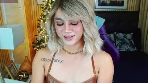 Snapshot of supreme_deity chatting on 09-15-25, 10:48 DIANNA online show from 09-15-25, 10:48