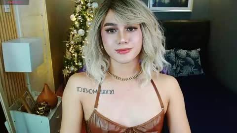 Snapshot of supreme_deity chatting on 10-02-25, 11:50 DIANNA online show from 10-02-25, 11:50