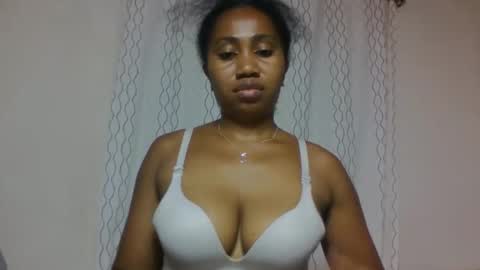 surbelle online show from 04-18-26, 05:17