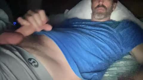 Snapshot of surfguy82 chatting on 12-21-24, 03:25 SurfGuy82 online show from 12-21-24, 03:25