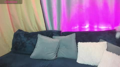 Annie online show from 02-21-25, 01:22